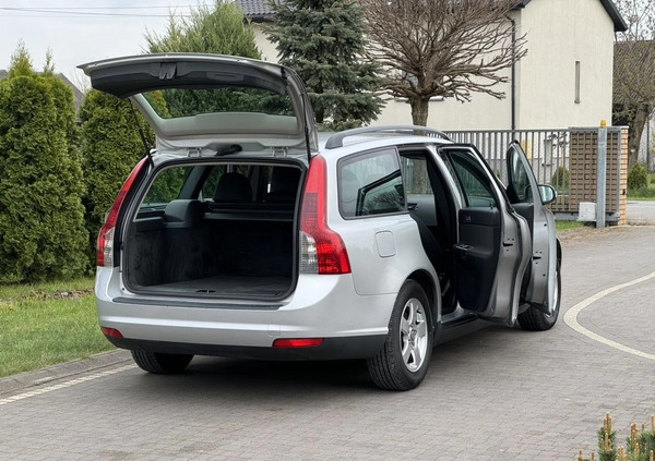 Volvo V50 cena 14900 przebieg: 210000, rok produkcji 2008 z Jastrowie małe 596